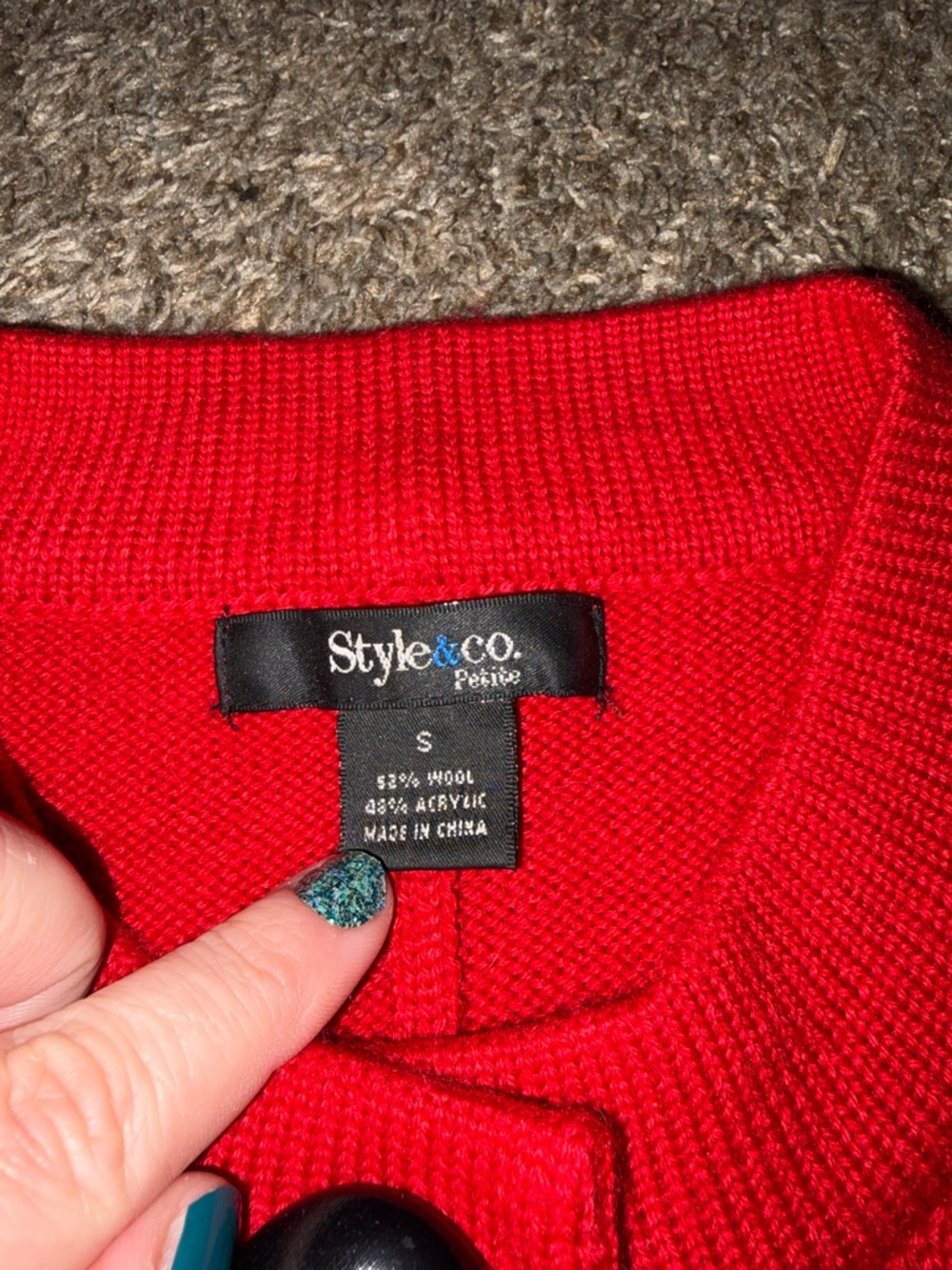 Style & Co Red Short Sleeved Grandma Sweater Size SP Wool Blend Chunky Button - Picture 3 of 8